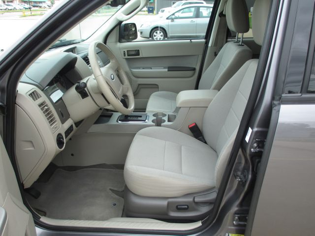 Ford Escape 2010 photo 9