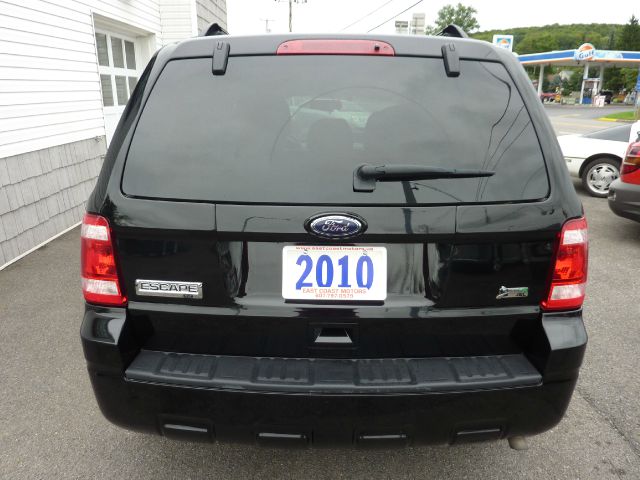 Ford Escape 2010 photo 2