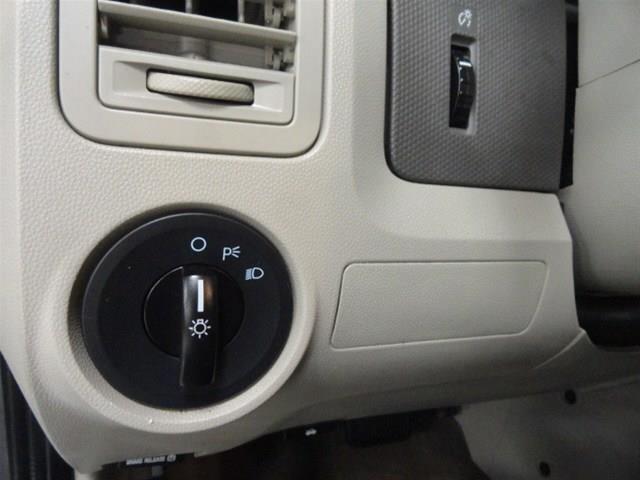 Ford Escape 2010 photo 10