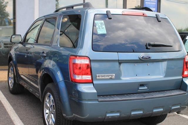 Ford Escape 2010 photo 1