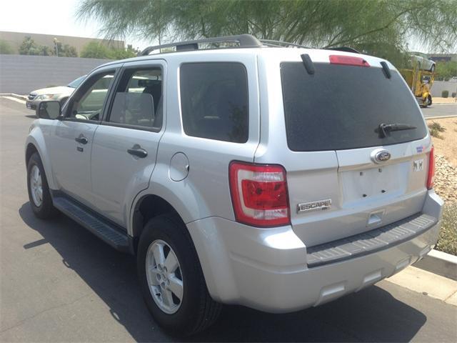 Ford Escape 2010 photo 3