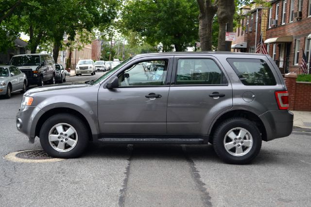 Ford Escape 3500 Cummins Diesel SUV