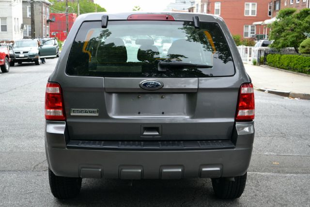 Ford Escape 2010 photo 13