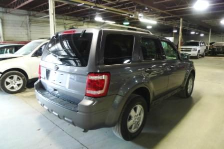 Ford Escape 2010 photo 1