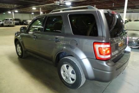 Ford Escape 2010 photo 2