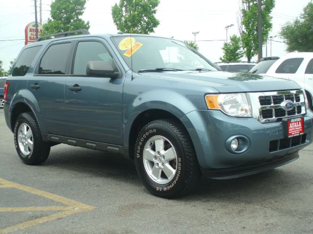 Ford Escape 2010 photo 24