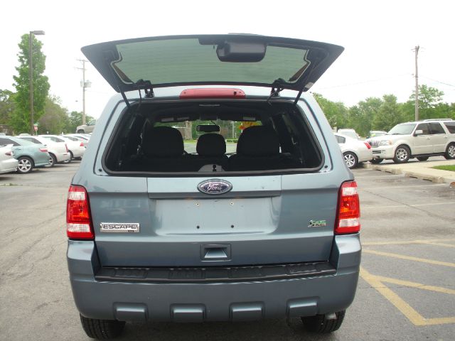 Ford Escape 2010 photo 33