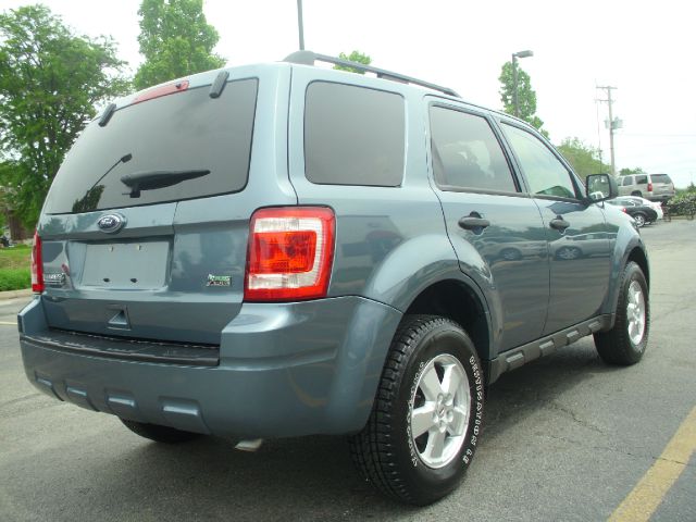 Ford Escape 2010 photo 9