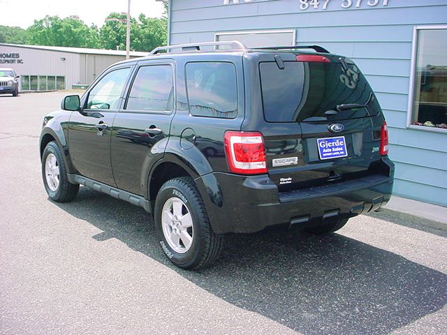 Ford Escape 2011 photo 2