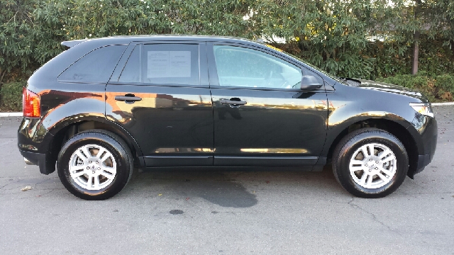 Ford Escape 2011 photo 2