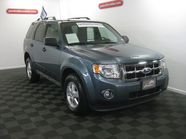 Ford Escape 2011 photo 1