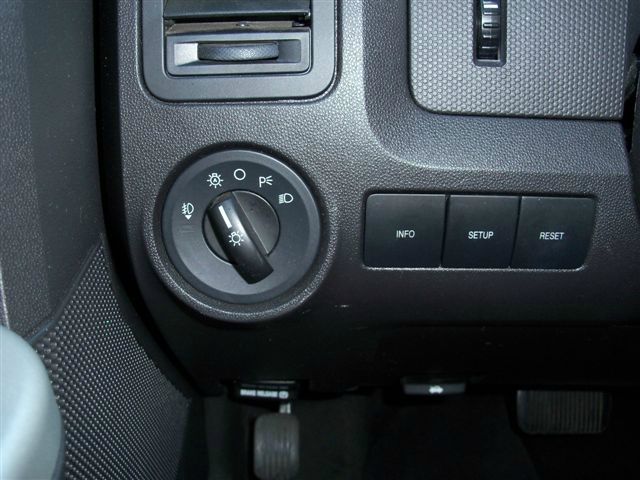 Ford Escape 2011 photo 9