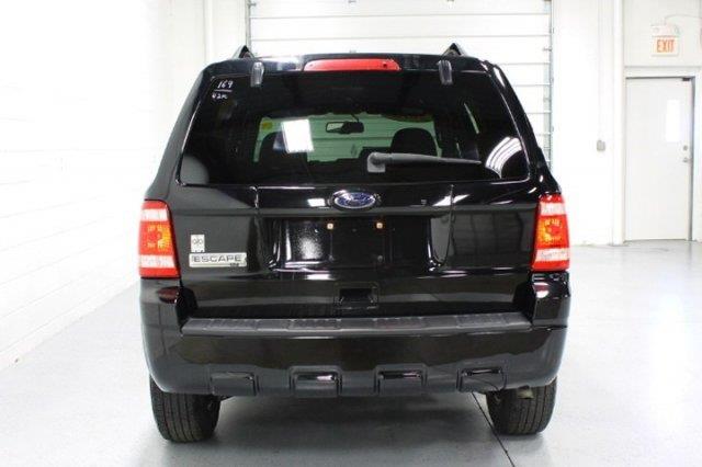 Ford Escape 2011 photo 3