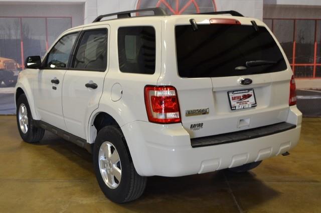 Ford Escape 2011 photo 12