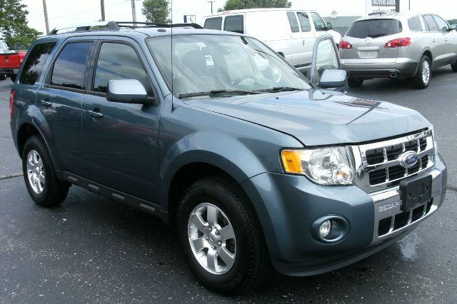 Ford Escape 2011 photo 3