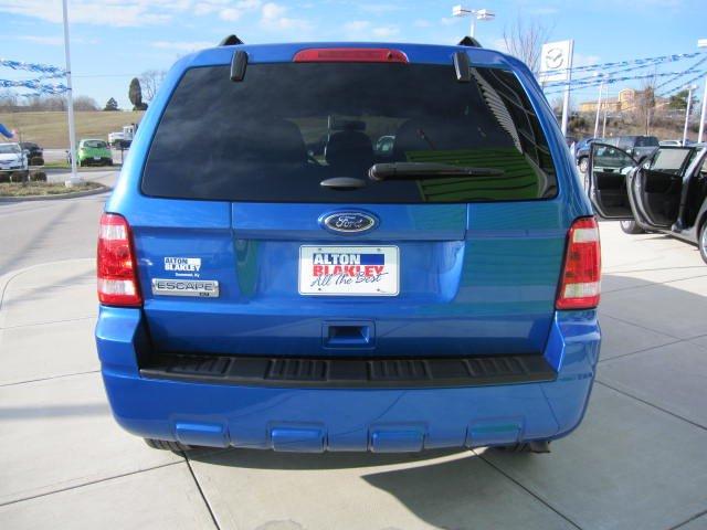 Ford Escape 2011 photo 3