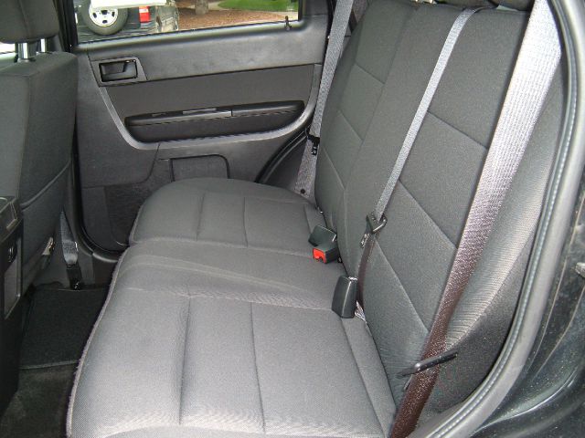 Ford Escape 2011 photo 3