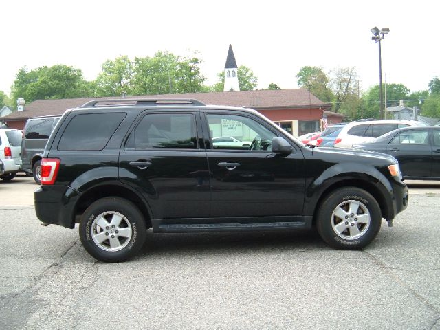 Ford Escape 2011 photo 9