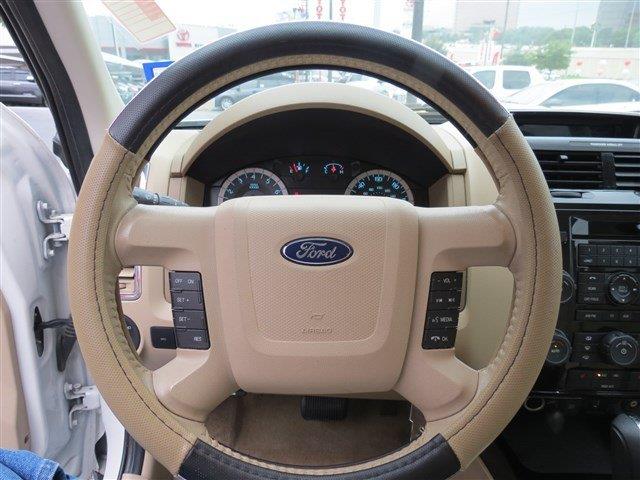 Ford Escape 2011 photo 5