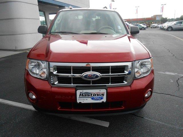 Ford Escape 2011 photo 1