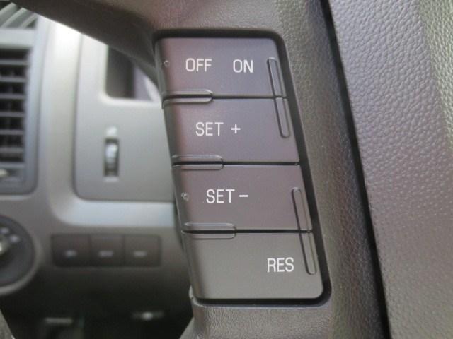 Ford Escape 2011 photo 22