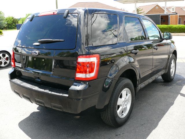 Ford Escape 2011 photo 1