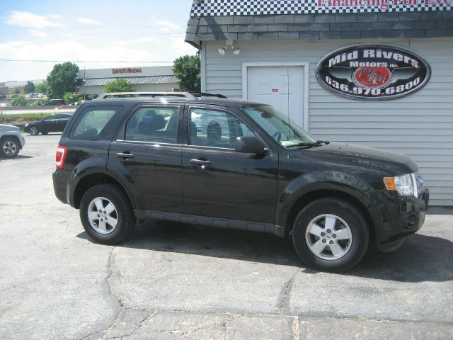 Ford Escape 4DR 4WD BASE AT SUV