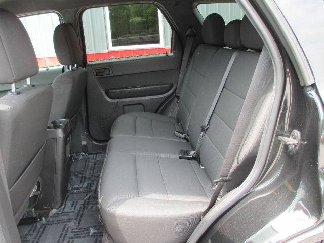 Ford Escape 2011 photo 6