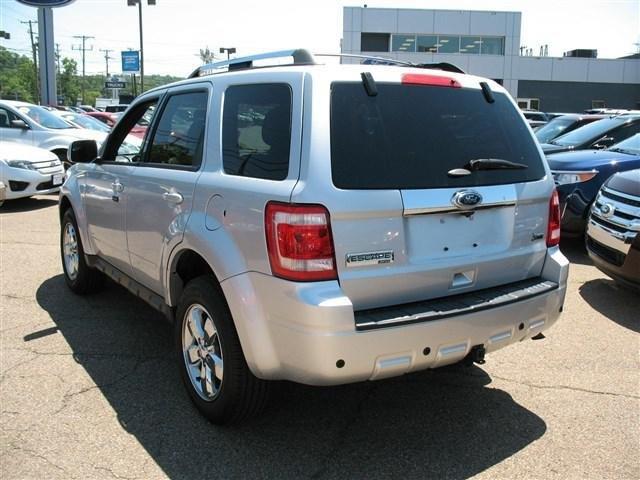 Ford Escape 2011 photo 1