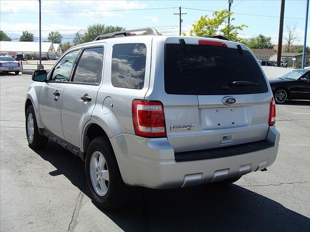 Ford Escape 2011 photo 11