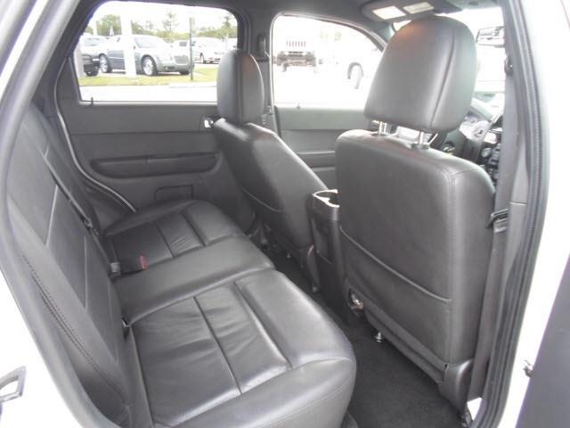 Ford Escape 2012 photo 1