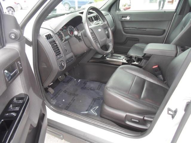 Ford Escape 2012 photo 2