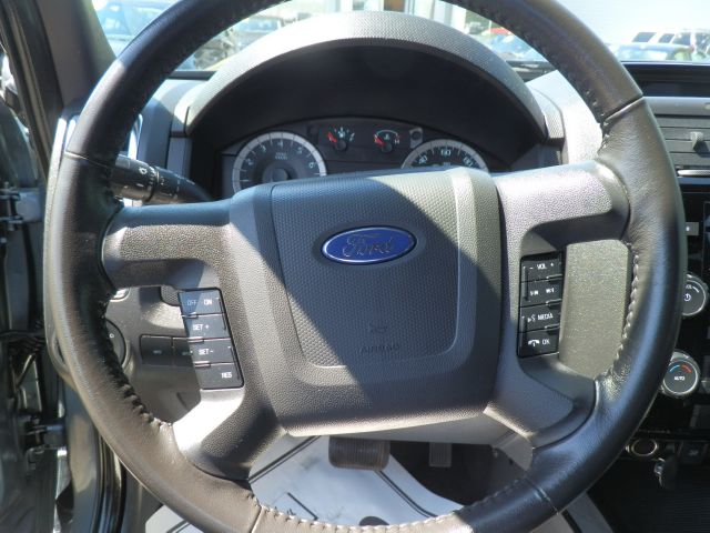 Ford Escape 2012 photo 15