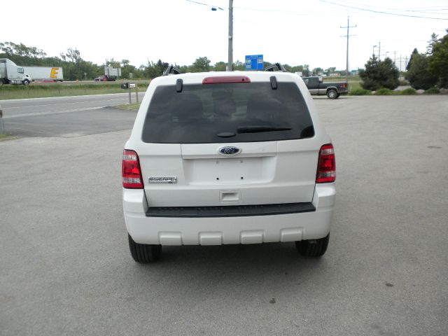 Ford Escape 2012 photo 25