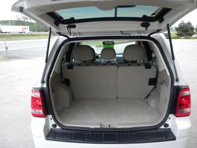 Ford Escape 2012 photo 27