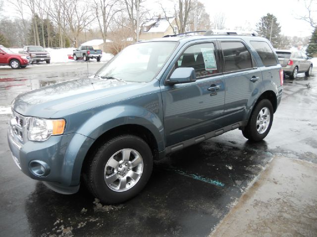 Ford Escape 2012 photo 2