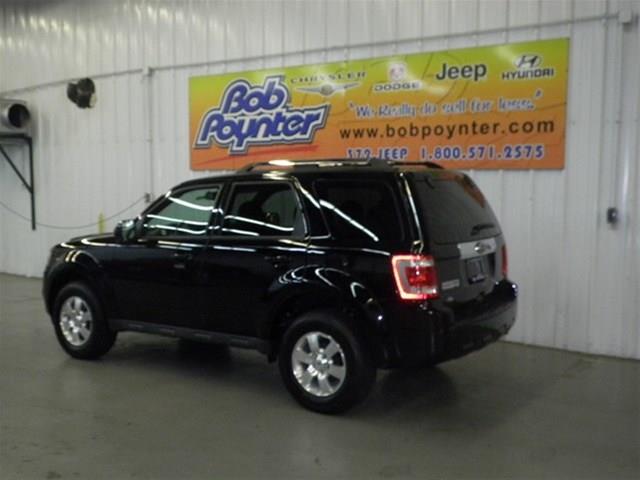 Ford Escape 2012 photo 2