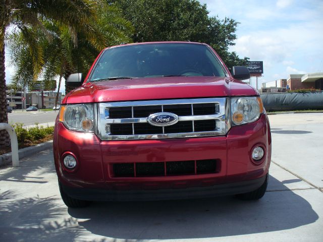 Ford Escape 31 FOOT SUV