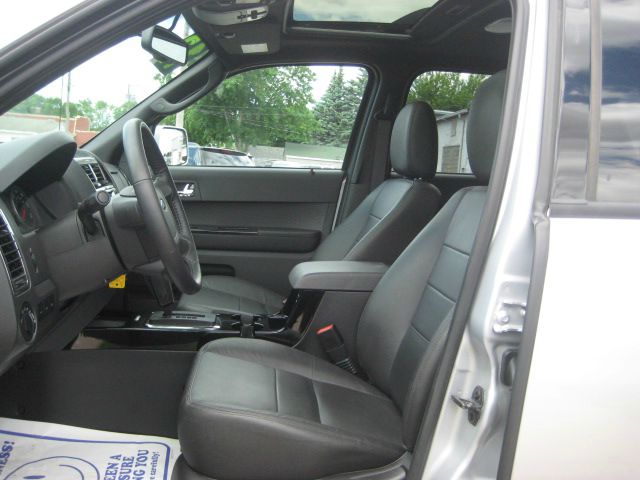 Ford Escape 2012 photo 1