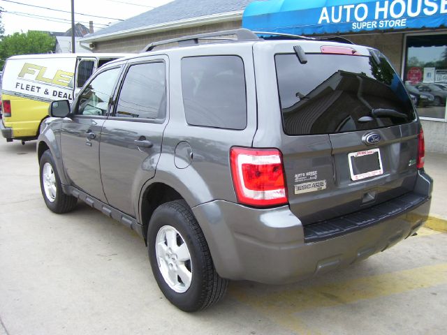 Ford Escape 2012 photo 14