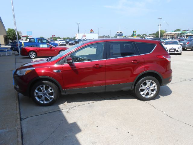 Ford Escape 2013 photo 2