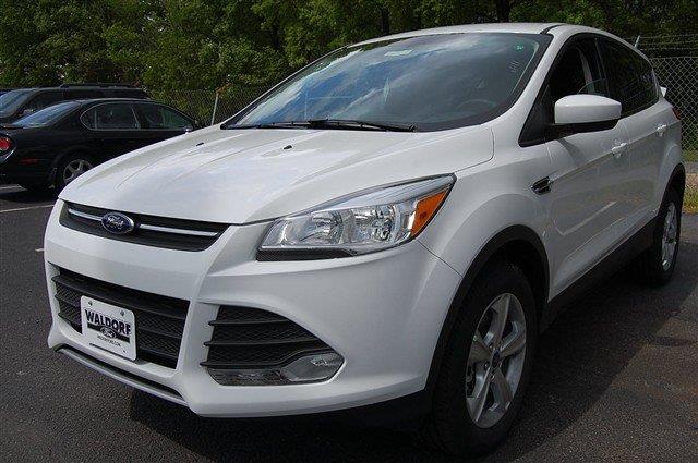 Ford Escape 2013 photo 2