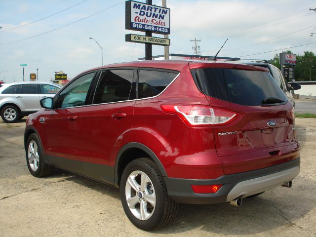 Ford Escape 2013 photo 2