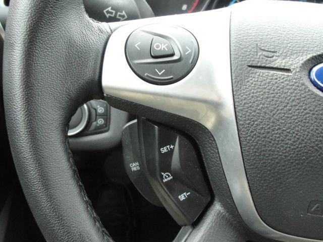 Ford Escape 2013 photo 11