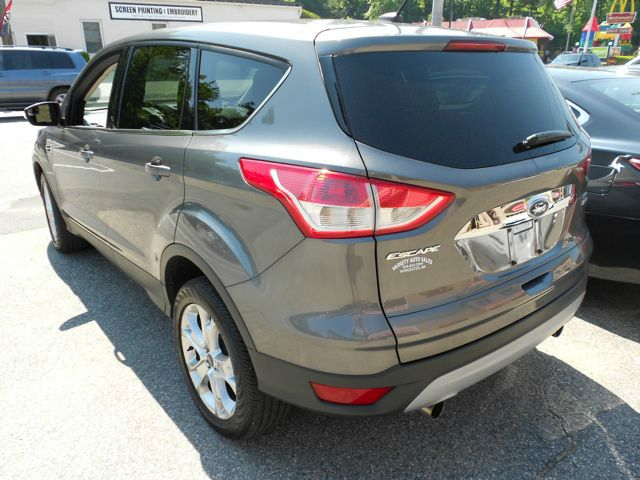 Ford Escape 2013 photo 2