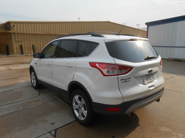 Ford Escape 2013 photo 2