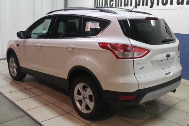 Ford Escape 2013 photo 2