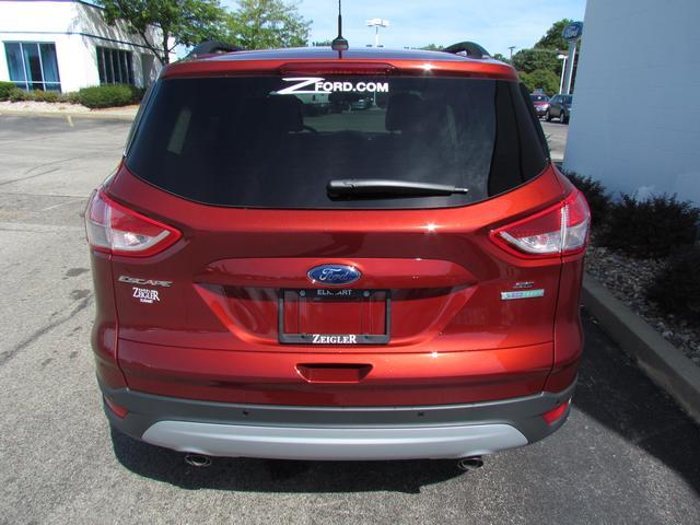 Ford Escape 2014 photo 2