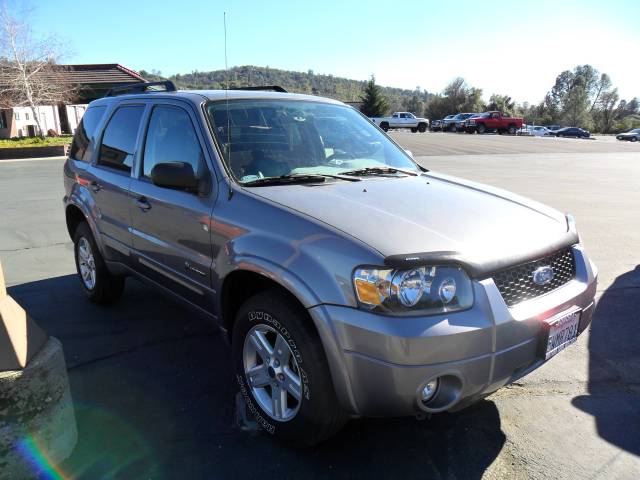 Ford Escape Hybrid ESi Sport Utility