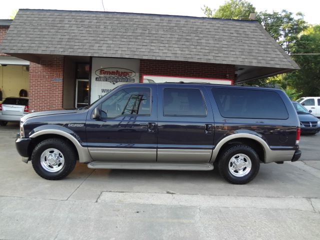 Ford Excursion 2000 photo 2